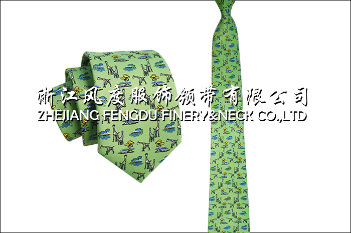 12655115_2019款春夏款印花仿絲領(lǐng)帶145×7×3.8編號(hào)FDMP1870.jpeg