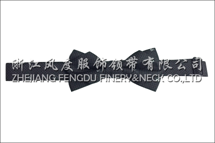 滌絲領結(jié)