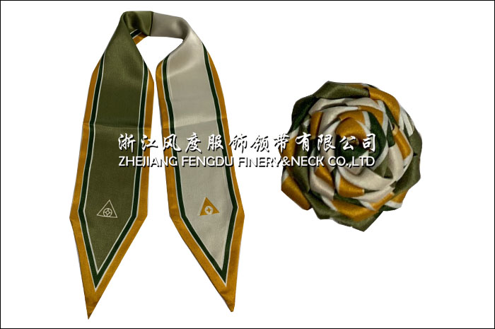 真絲雙層尖角長巾，農(nóng)業(yè)發(fā)展銀行.jpg